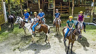 Cabalgata en Manuel Antonio