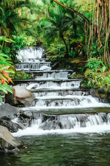 hot springs in La Fortuna Costa rica