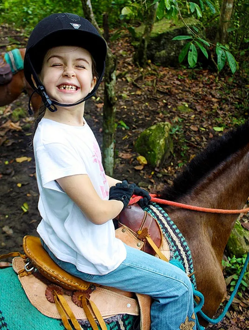 kid on a horse los suenos jaco costa rica horseback riding